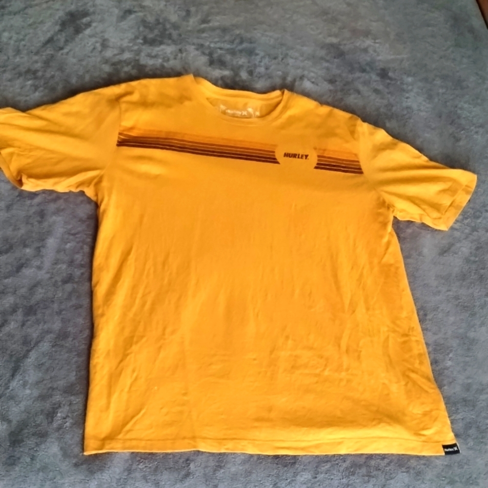 Hurley tee shirt